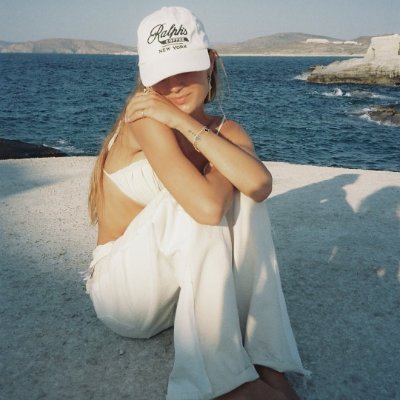 gabrielganf's profile picture. My brain loves making simple things complicated.