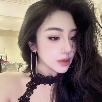 Yyyc_Mommy's profile picture. 妈妈： @YYYC_Only (X只有这两个号，其余都是冒充)