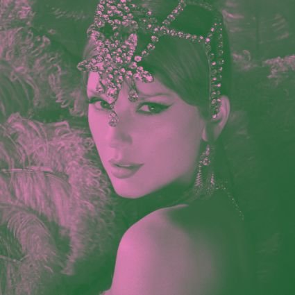 all's fair in love and poetry. val: effervescent #mimi.