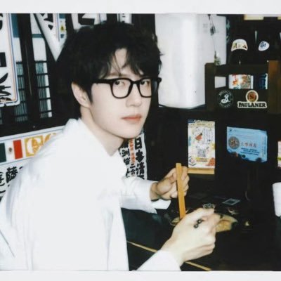 𝘓𝘦𝘵 𝘺𝘰𝘶𝘳 𝘱𝘢𝘴𝘵 𝘮𝘢𝘬𝘦 𝘺𝘰𝘶 𝘣𝘦𝘵𝘵𝘦𝘳 𝘯𝘰𝘵 𝘣𝘪𝘵𝘵𝘦𝘳. แอคสำรองของ @yizhan105508