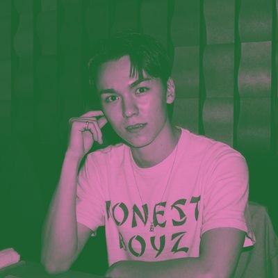 even if i'm reborn, i'll still be a carat. live laugh love seventeen #218bros akun sayang hansol vernon chwe 🤍💖