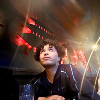 mhosigiri's profile picture. Take Risks, Big Ones.