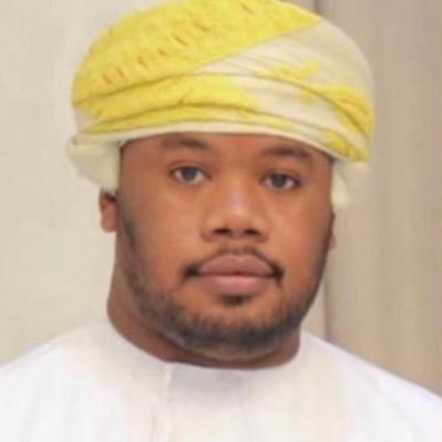 مدير التنفيذي أكاديميه الدوربين كروه القدم ⚽️ والمنسق العام في نادي مرباط كروه القدم...Nader aldurbin (Executive director of the durbin football academy)