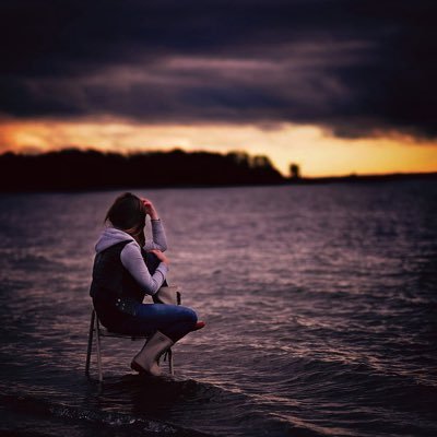 M_b_wn's profile picture. Very friendly and will be happy to do business with you 😊