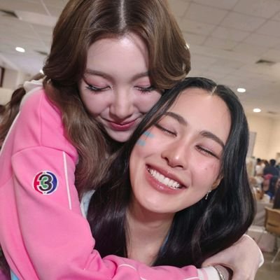 29Binimylove's profile picture. 