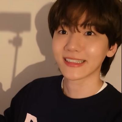 Hari2 sibuk mencintai baekhyunee 🐶🍓
ga usah kepo isinya cuma baekhyune 🙇♀️