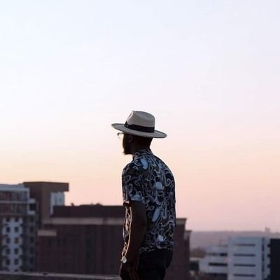 BeingNqobile's profile picture. Sharing fun facts I'm learning on the internet and other interests.