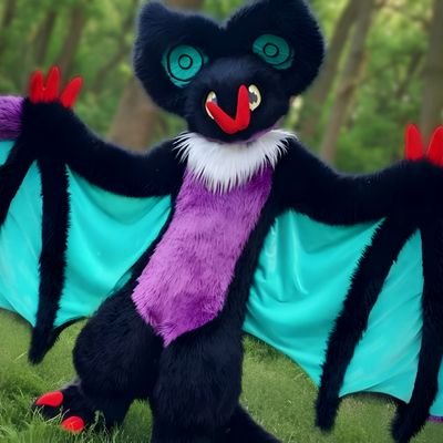 fursuiter from 🇩🇪 • 🏳️🌈 • cuddleable • Snep / Bat / Pokémon • SFW & NSFW • bondage/breathplay/spanking/overstim • no minors 🔞