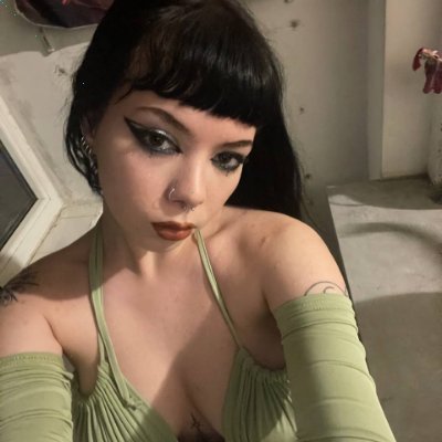 BonnieProbst's profile picture. The best scroll stop today