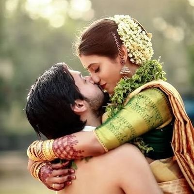 i_m_awaraaa's profile picture. 18+ sensual & bold 🔞, कोई भी Gहादी सोच वाला मुझे follow ना करे
Meri sexy @Seema2704 and @nishika6969 ❤️