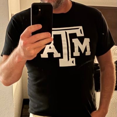 blue eyes, moderate conservative, I don’t believe news. Sports, 🍍lifestyle 🪢, enjoy life. ~you treat people the way you want to be treated~TX-La