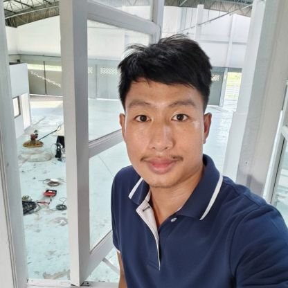 chareunsir77535's profile picture. 