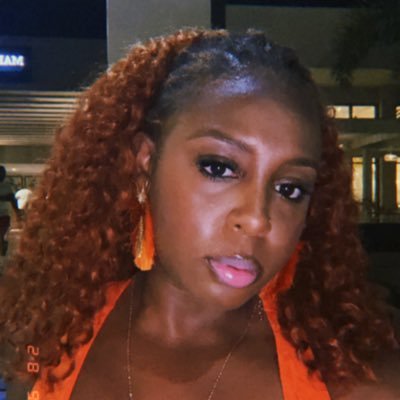 One day your favorite artist will need me... Music Connoisseur | Creative | Morgan State U. Alumna✨ #BeBrave 💕