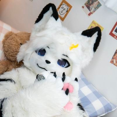 빛을 가져오는 자의 말로
Owner : @00Night_Angel00
Fursuit : 루엔 (Ruen)
🪡 : @cuiliyan331
H : @ria6664
I : @mackun_Ro