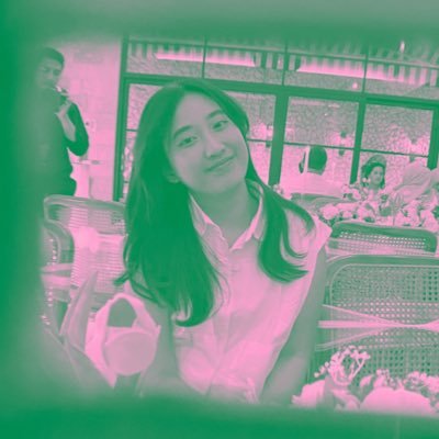 welcome to my lil world ⋆✴︎˚。⋆ fisip ui’24 (comms kki) 📚🙇🏻♀️ search “thread” for more information 🤗💘
