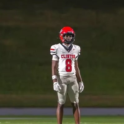 601💣 c/o 27WR@Clinton HighSchool| WPG ALUMNI| EAT OR BE EATEN 💪🏿