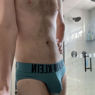 Content is XXX for 18+! I’m 30, gay, and all content I post is my own! DM me if interested in making content together 😉. Partner to @lainkross