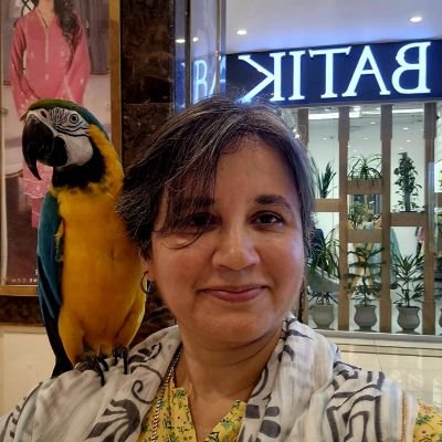 Artist/Painter/Photographer/Graphic Designer/Author/Publisher/Artpreneur/Singer Website: https://t.co/5AFPmNs989