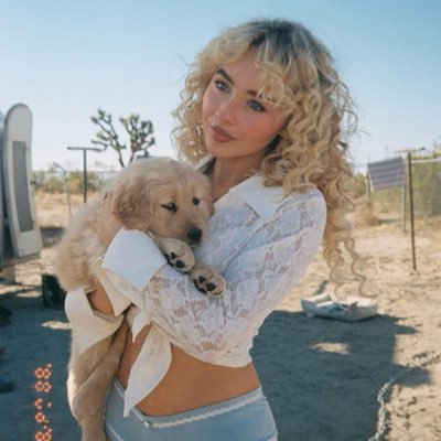 polls and tweets about Taylor Swift and Sabrina Carpenter | not associated with them