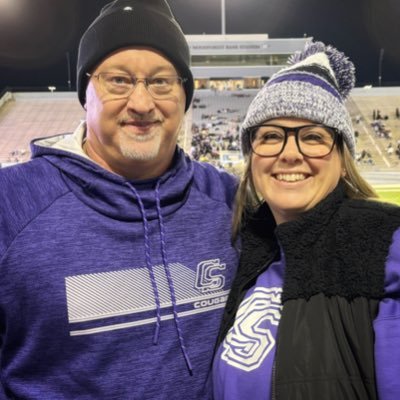 Christ follower, wife, mom, sports lover and my family’s BIGGEST cheerleader! ✝️🤼♂️🏈💜🐾