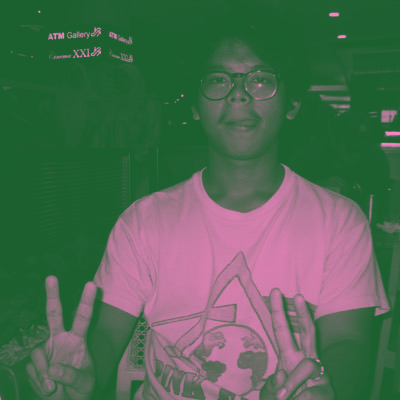 acungkan tinju