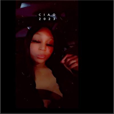 all about messiah 👨👩👦#Cancer♋️ Pretty in real life 🤪 #24 #Bi🌈Lil Booties Matter ✊🏾 NOT A Content Creator ‼️‼️ pretty eye bandit 👀🥹