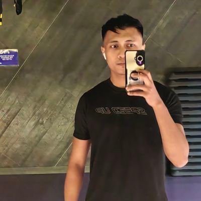 ChefJnRy's profile picture. Be an Extraordinary! - 
Be creative. Be smart. Be yourself. 
Follow your heart but take your brain with you. 👌
#Chef #PurePinoy #capricorn 

IG: @chefjnry