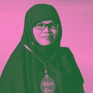 Yeni Mulati | Writer | CEO https://t.co/x3hzeYWlte | https://t.co/NiEhjqMGbv | https://t.co/6ER5ahtgH4 | Suka sastra, sains, manajemen, psikologi & sejarah.
