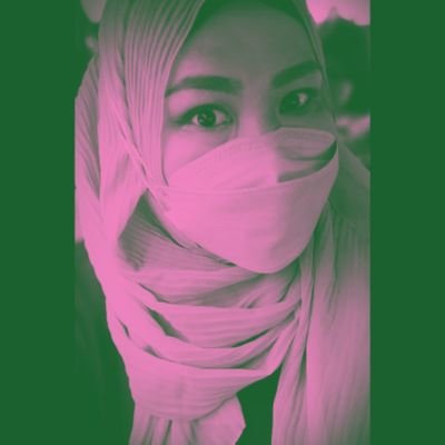 Jurnalis tobat, bookholic, orang maiyah, marketers, penikmat hidup,orang biasa, wajah juga biasa jd ngga usah penasaran. 😋