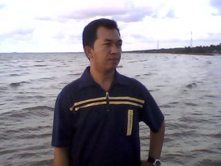 Ade duet makan nyaman, tak ade duet.....SAKET PEROT.