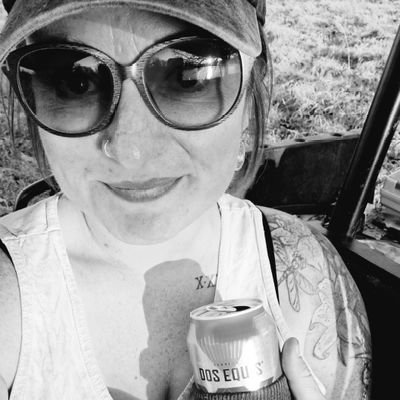 Mom, wife, animal lover, rancher, baker, neighborhood smartass, kinda retarded.