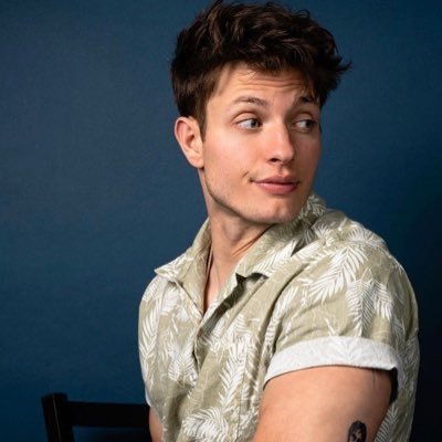 /Backup/ Stand Up Comedian/Actor/Person. NEW NETFLIX SPECIAL OUT NOW! Insta: MattRife. TOUR DATES