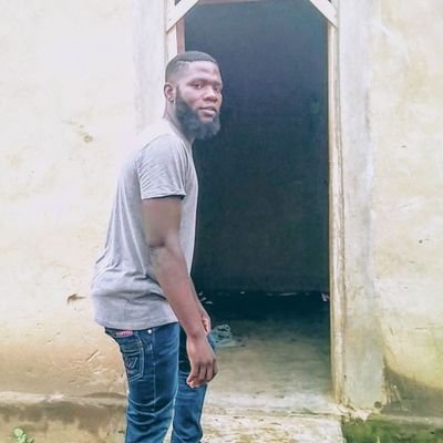 BlessingsZepha1's profile picture. beer