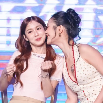 fanfanMilklove's profile picture. 关注我我会小号@fanfanml11回关 โปรดติดตามฉัน ฉันจะติดตามคุณโดยใช้บัญชีสำรองของฉัน@fanfanml11 Please follow me; I will follow you using my backup account.@fanfanml11