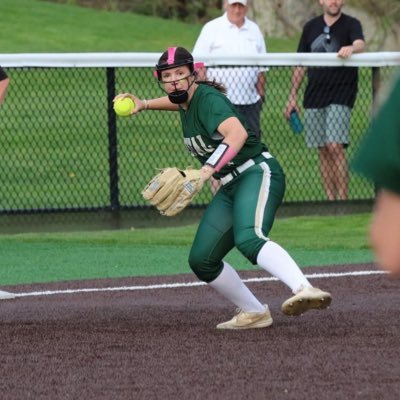 Rock Gold Waye New York-18U Gold/ Vestal High School/ 3B | P/ 4.0+ 1400 SAT’s alliepolicare2027@gmail.com/ 607-834-0013