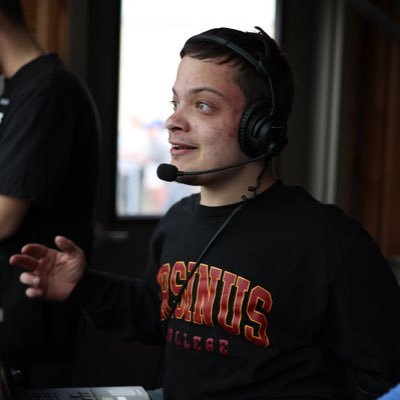 UC 26 @ucathletics pxp/color broadcaster. @UrsinusGrizzly contributor. Philly sports nut @jessecherone on Instagram