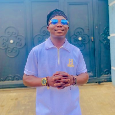 Olanforward103's profile picture. Sharing ideas on growth, faith & purpose | Turning lessons into opportunities | Building daily, learning daily | Always choosing light over noise.