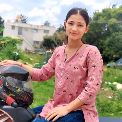 KamalDas89's profile picture. Kabir is really good 💯😊