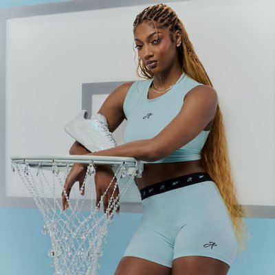 AngelReese9267's profile picture. Yes I’m 6’3