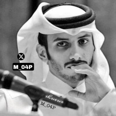 أن يڪون لـك شخص يراڪ وكأنك الخير فۍ هذه الأرض ، شـ؏ـور لا يُمكنك أن تضعه في كلمـــــات مُناسبة ..