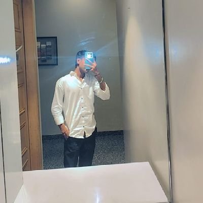 ManishM15895626's profile picture. 