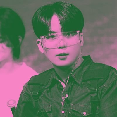 𝐢𝐦 𝐟𝐚𝐥𝐥𝐢𝐧𝐠 𝐟𝐨𝐫 𝑱𝒋𝒐𝒏𝒈 ʕ •ᴥ•ʔ🤎 𝐚𝐧𝐝 𝐃𝐮𝐛𝐮 🤍
woosan jaya!!! #ateez #twice