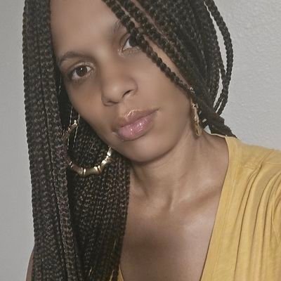 Mindset is everything! I'm all about self-love, success & personal growth. I love songwriting, singing, poetry,dancing, cooking and inspiring people. 🎵🎶