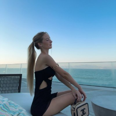 oumwd73589646's profile picture. 🚫 asking for money🚫 phone number 🚫 fake profile 🚫 Messages