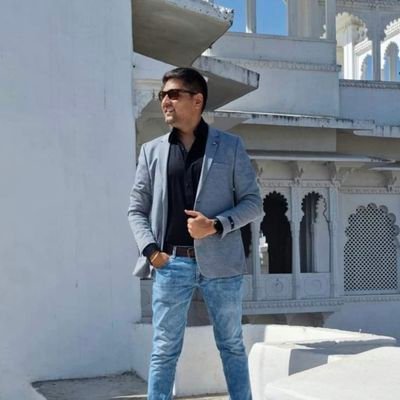 GidwaniSandeep's profile picture. Trying to learn from mistakes