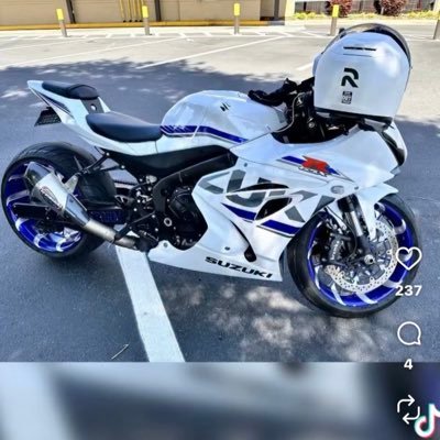 JD8331938686025's profile picture. 