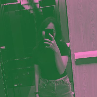 Ririmutiaa's profile picture. ✈️