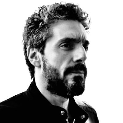 jpbonello's profile picture. Professional florist. Wedding specialist. Christmas installations, freelance. Event photography and Fashion Week shows, back stage and front of house. 🍉🎵🎶