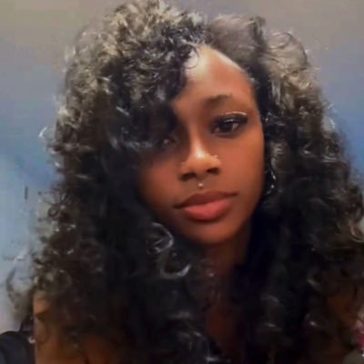 for every bitch that try to diss me I’m not average ♈️🩷✨ stop adding me BITCH 🙂↔️