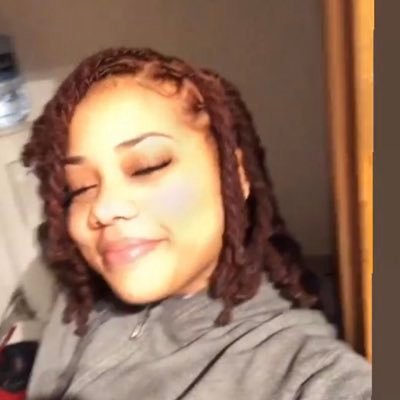 a wing connoisseur - 5’2 but fine too - I just be saying shit really.